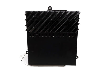 65128368230, 65136920996 2002-2006 BMW 325xi Radio Amplifier Module Used OEM 086496053