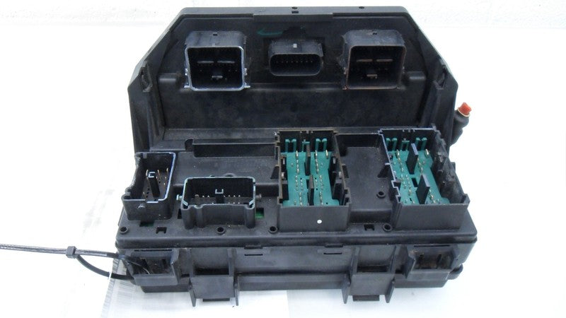68239606AB 2013 Chrysler Town &amp; Country Fuse and Relay Center Used 68239606AB OEM