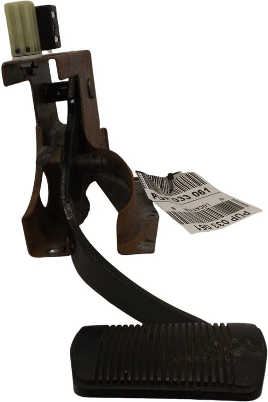 05105523AJ 2009-2010 Dodge Journey Brake Pedal Assembly Used OEM 05105523AJ