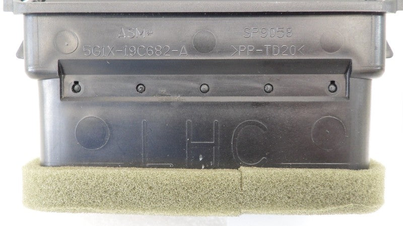 5G1X19C682A 2005-2007 Ford Five Hundred CL Dashboard Air Vent Used 5G1X19C682A OEM
