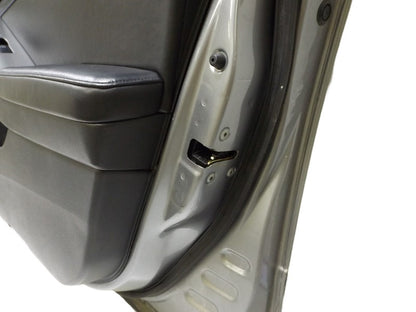 801019HA0A 2007-2012 Nissan Altima Passenger Front FR Door Assembly Used OEM 801019HA0A