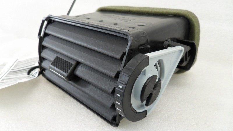 5G1X54046B31A 2005-07 Ford Five Hundred Passenger FR Dashboard Air Vent Used 5G1X54046B31A OEM