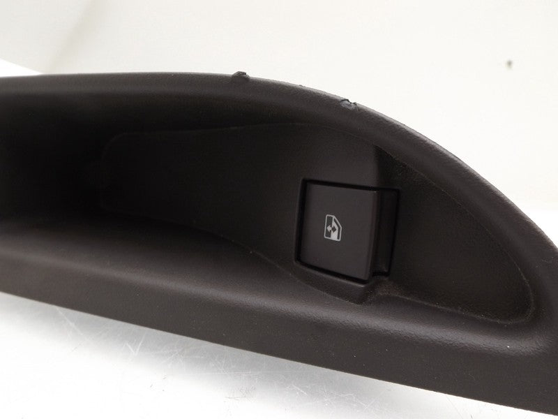 2443484 2012-2014 Buick Verano Driver Rear Left Door Window Switch W/ Bezel Used 2443484