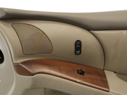 25687715 2001-2003 Buick Park Avenue Front Right Door Interior Trim Panel Used 25687715 