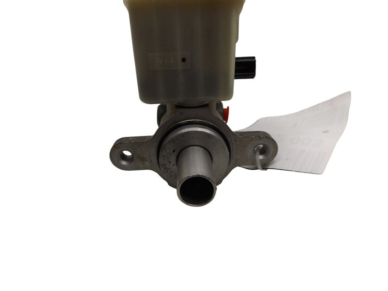 68100294AB 2009-2010 Dodge Journey Brake Master Cylinder W/ Reservoir Used OEM 68100294AB