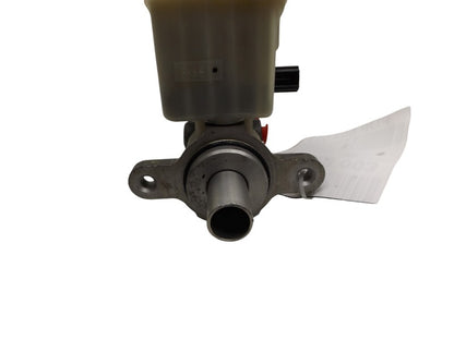 68100294AB 2009-2010 Dodge Journey Brake Master Cylinder W/ Reservoir Used OEM 68100294AB
