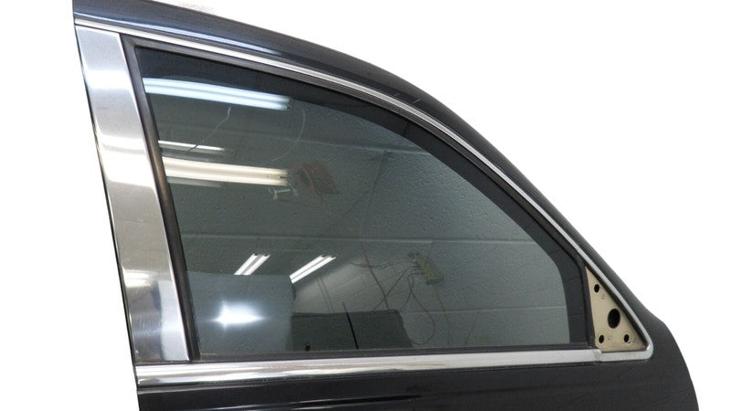 5W1Z5420124BA 2008-2010 Lincoln Town Car Passenger FR Door Shell Used 5W1Z5420124BA OEM