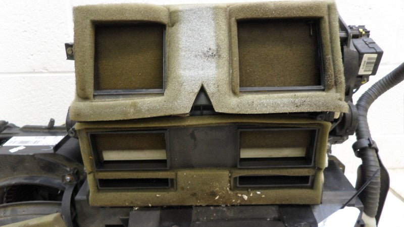 52493125 2003-05 Pontiac Bonneville A/C Evaporator Core Case Assembly Used 52493125 OEM