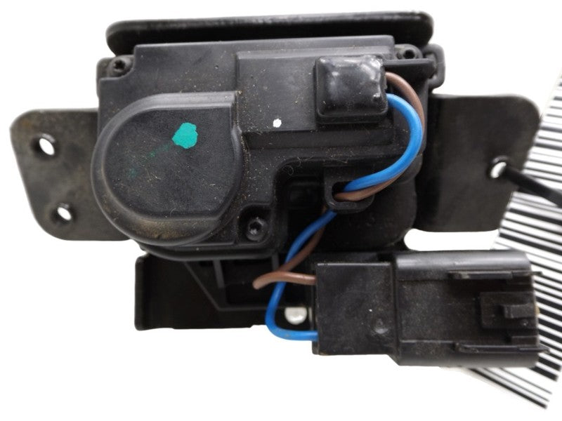 13584872 2010-2017 Chevrolet Equinox Rear Liftgate Latch Used OEM 13584872 