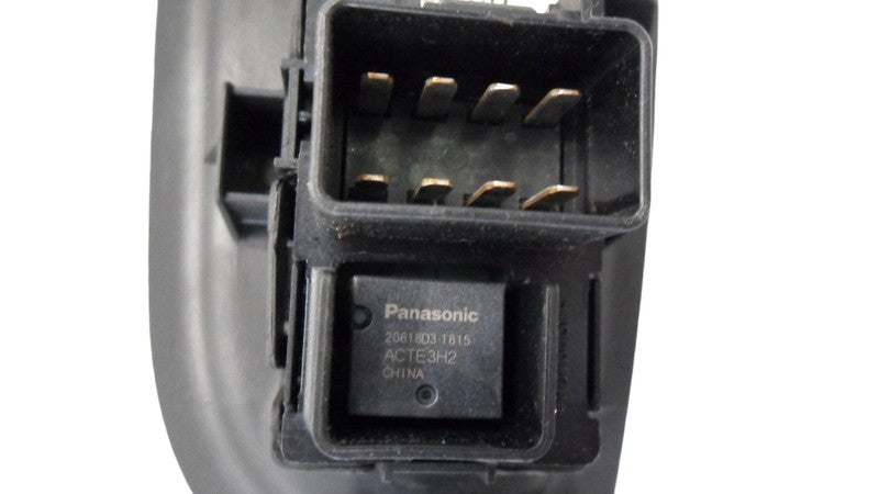 25868362 2009-2012 Chevrolet Traverse FR Door Window Switch Bezel Used 25868362 OEM