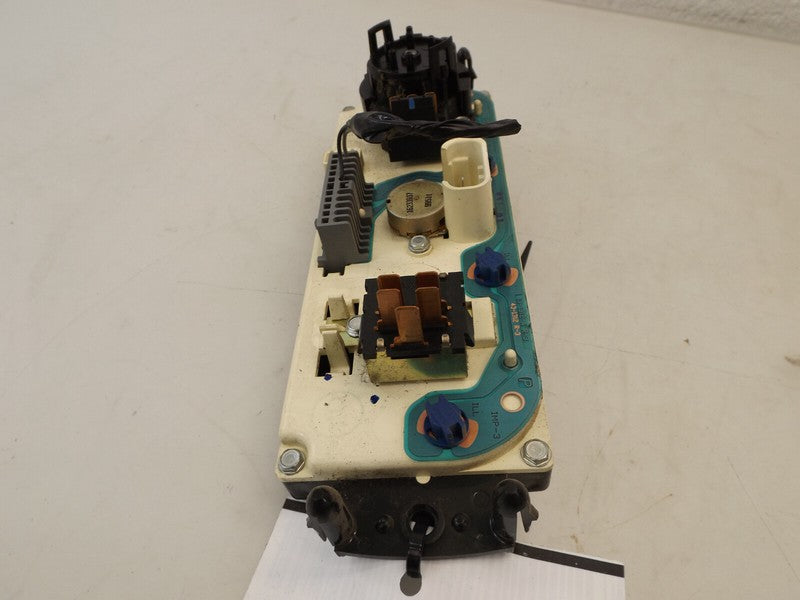 9351325 1998-2005 GMC Sonoma Climate Control Panel Used OEM 16250545