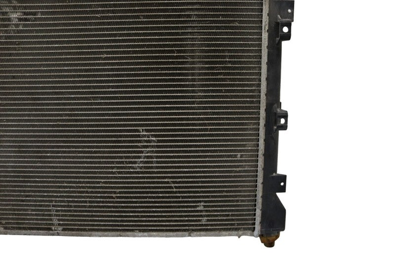 55056426AA 1997-2000 Dodge Dakota Radiator Used OEM 52028775AD 55056426AA 