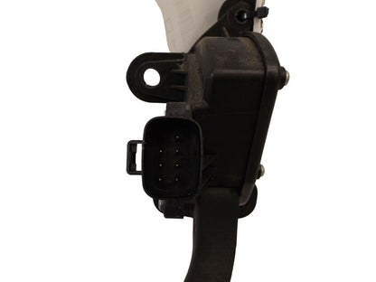 7T439F836AC 2007-2010 Ford Edge Accelerator Pedal Assembly Used 7T439F836AC OEM