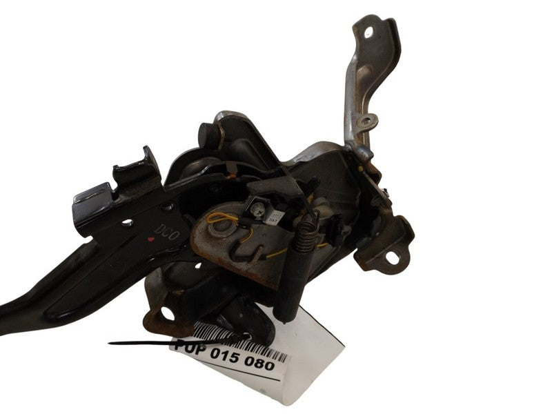 2007-2012 Kia Rondo Emergency Brake Pedal Assembly Used OEM
