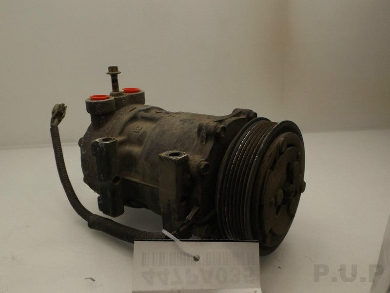 55037205AH 1997-2001 Jeep Cherokee A/C Compressor Fits Multiple Chrysler 55037205AH 