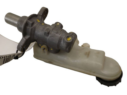 EV6Z2140A 2012-2014 Ford Focus 2.0L Brake Master Cylinder Used EV6Z2140A OEM