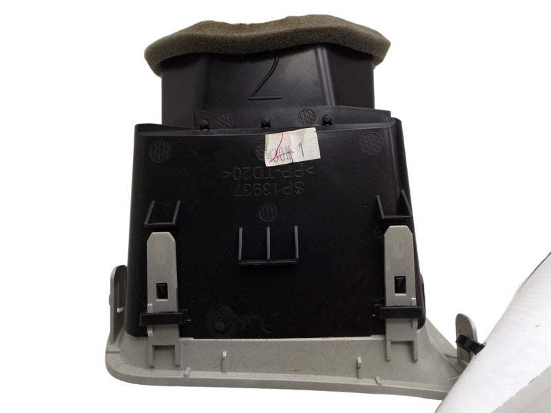 25984539 2010-2017 Chevrolet Equinox Driver LH Dash Air Vent Used OEM 20862307