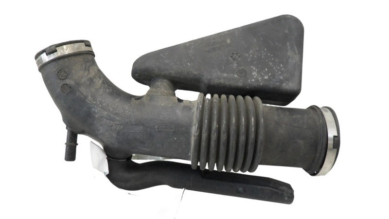 5W139F805BE 2006-2011 Lincoln Town Car Engine Air Intake Resonator 4.6L Used 5W139F805BE OEM