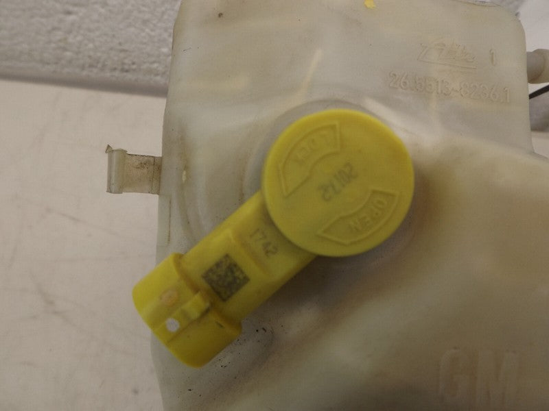 84073180 2012-2016 Chevrolet Cruze  / Verano Brake Master Cylinder 1.4L Used 84073180 OEM