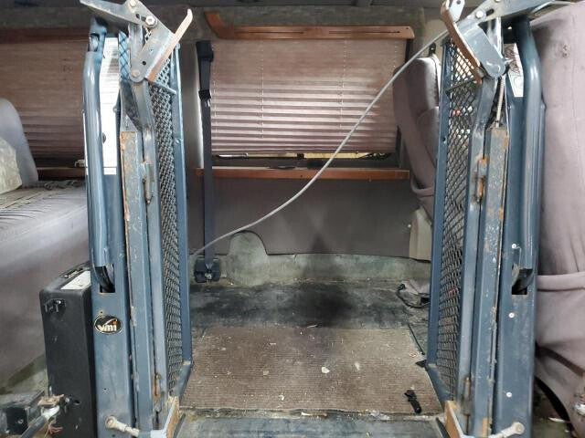 P1NY641DSAA 1997-2004 Ford E-150 Econoline FR Door Interior Trim Panel Used 3C2Z1523942BAA