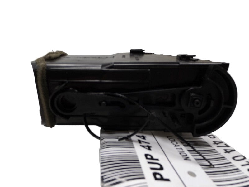 5566047020 2004-2009 Toyota Prius Right Outer Dash Air Vent Used OEM 455641-7020