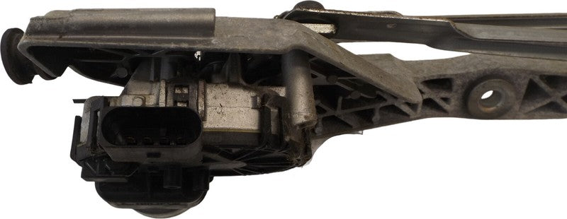 BE8Z17566A  2011-2019 Ford Fiesta Windshield Wiper Linkage w/ Motor AE8317508