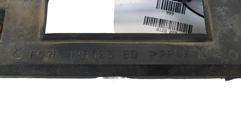 F57F12B523BD 1995-1996 Mazda B3000 Engine Control Module Gasket Used F57F12B523BD OEM