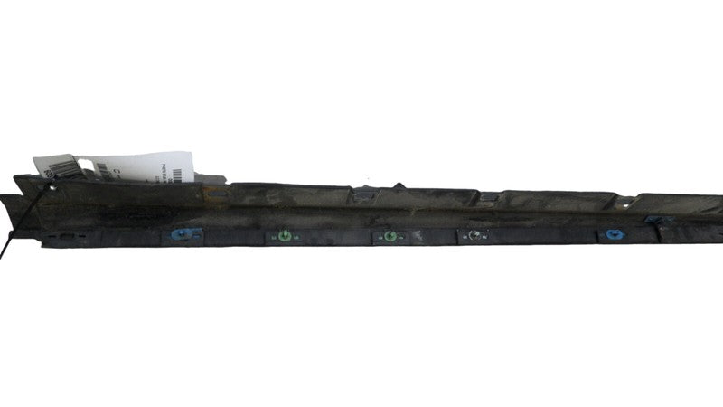 3W135410154ABW 2008-2011 Lincoln Town Car RH Rocker Panel Guard Used 3W1Z5410176AAA OEM