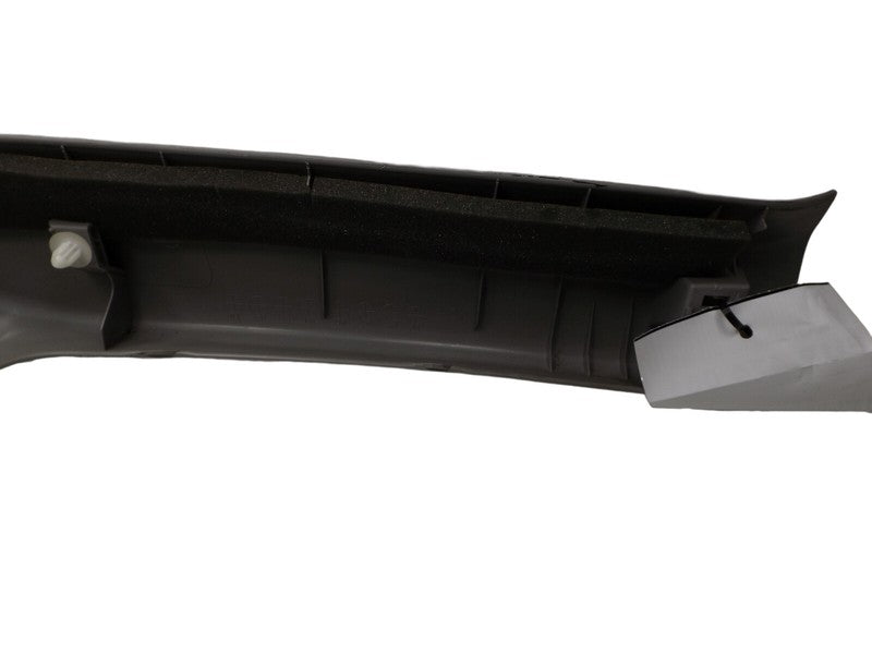 6221047020A1 2004-2009 Toyota Prius Driver Side A Pillar Trim Used OEM 62220-47060