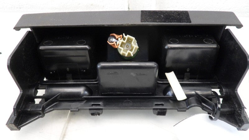 3W1Z5404810AAA 2003-2011 Lincoln Town Car Instrument Panel Ashtray Used 3W1Z5404810AAA OEM