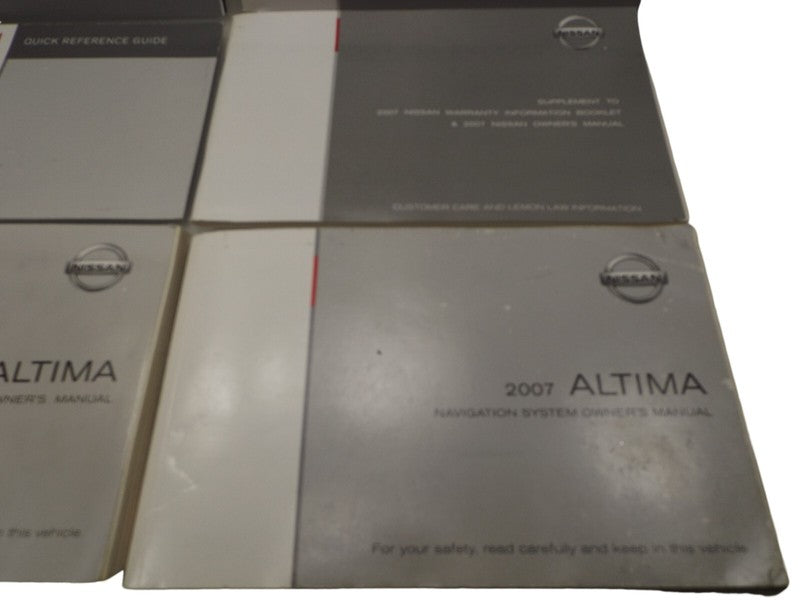 2007 Nissan Altima Owners Manual Set With Case Used OEM