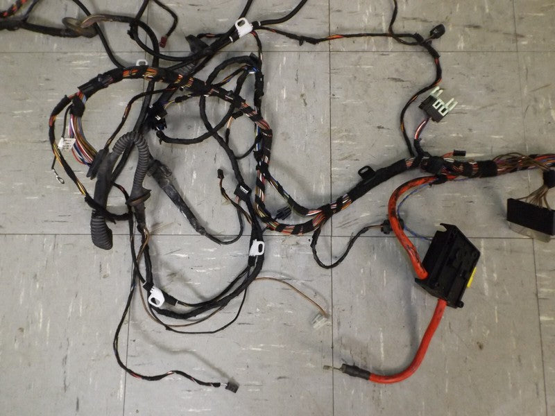 69423281 2002-2006 BMW 325xi Wagon Body Wiring Harness Used OEM 69423281