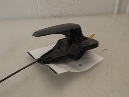 RT76BD1AA 2001-2007 Chrysler Town &amp; Country Passenger FR Interior Door Handle Used OEM