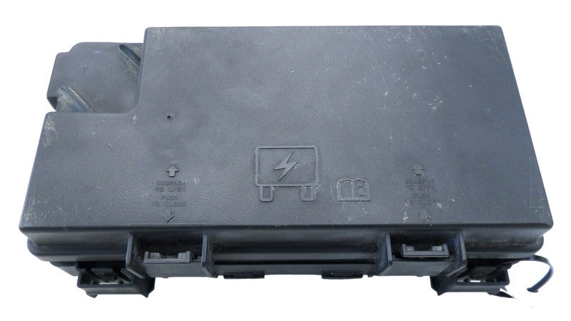 68239606AB 2013 Chrysler Town &amp; Country Fuse and Relay Center Used 68239606AB OEM