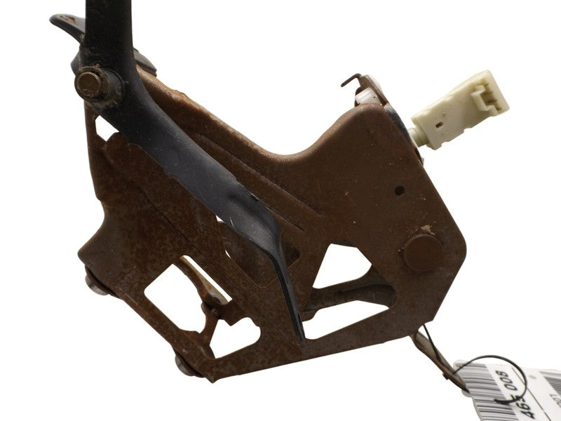 2000-2005 Buick Lesabre Gas & Brake Pedal Assembly Used OEM