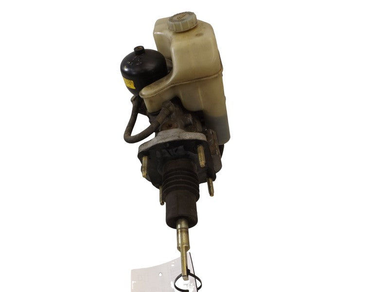 25533694 1986-1988 Oldsmobile 98 Brake Master Cylinder 3.8L Used 25533694 OEM