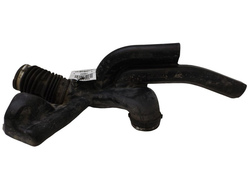 15060999 1999-2006 GMC Yukon XL 1500 Engine Air Intake Hose 6L Used 15769060 OEM