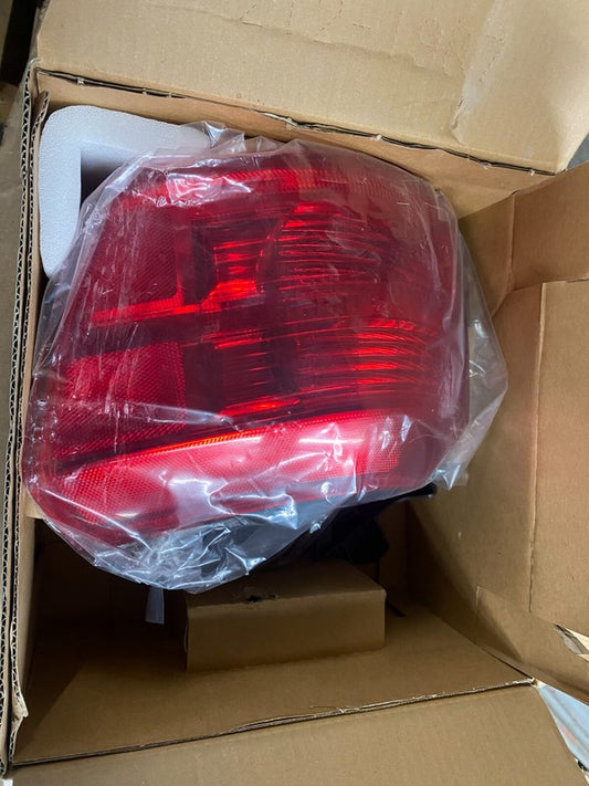 23389934 2010-2017 GMC Terrain Outer Tail Light Assembly DEPO NOS 23389934 