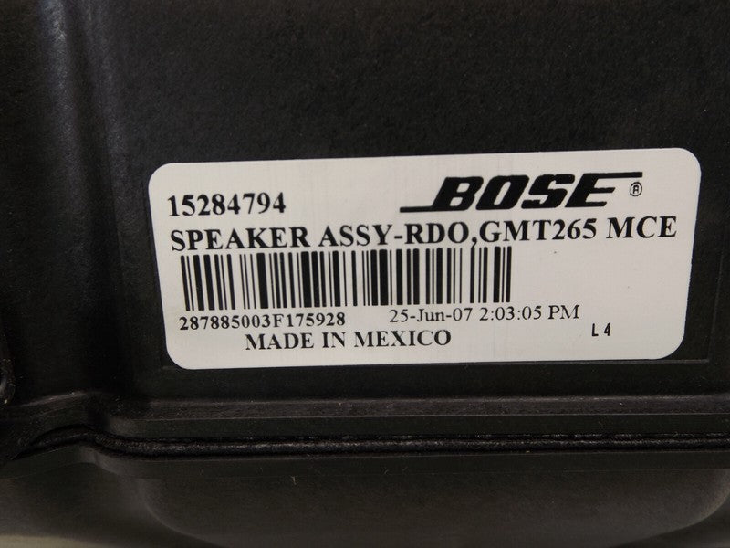 15284794 2004-2009 Cadillac SRX Speaker Subwoofer Assembly Used 15284794