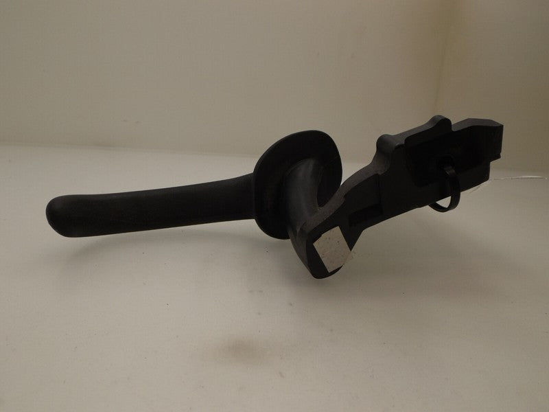 F75Z7822601AAA 1997-2002 Ford Expedition / F-150 Left Interior Door Handle  F75Z7822601AAA 