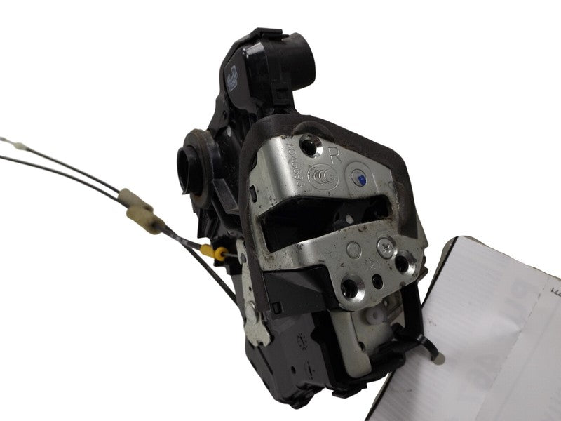 690400C050 2011-2015 Toyota Sienna Passenger FR Door Lock Actuator Used OEM 690400C050 