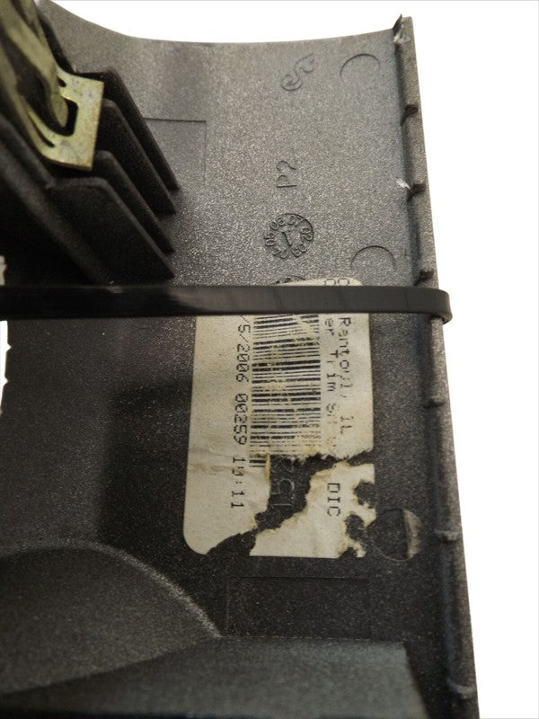 15275943 2005-2010 Chevrolet Cobalt Interior Passenger Dashboard Trim Used 15275943 OEM 