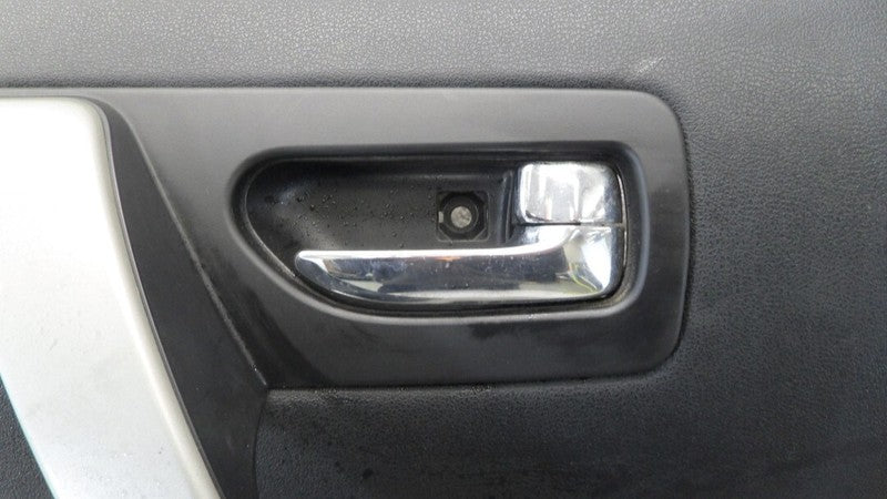 80910JM00A 2008-2015 Nissan Rogue Passenger FR Interior Door Panel Used OEM 80910JM00A