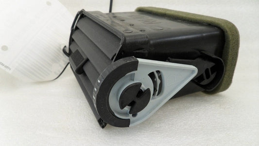 5G1X54046B31A 2005-07 Ford Five Hundred Passenger FR Dashboard Air Vent Used 5G1X54046B31A OEM