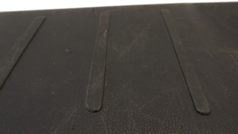 20987193 2010-2017 Chevrolet Equinox Rear Liftgate Sill Trim Used OEM 20872471