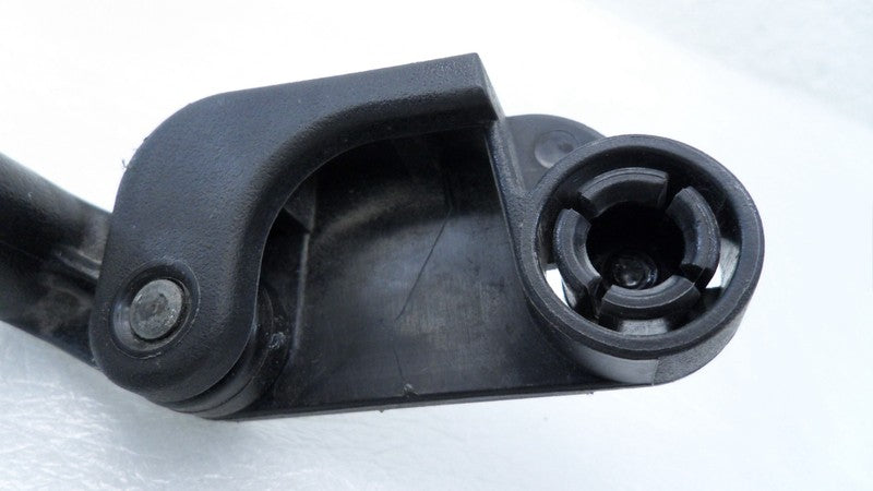 04717606AC 2011-13 Chrysler Town &amp; Country FR Quarter Window Motor Used 04717606AC OEM