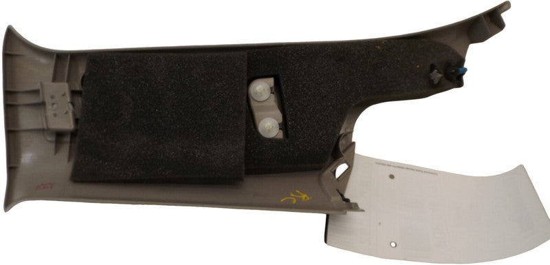 39820708 2010-2016 Volvo XC70 Passenger RH C Pillar Trim Used OEM 39820708