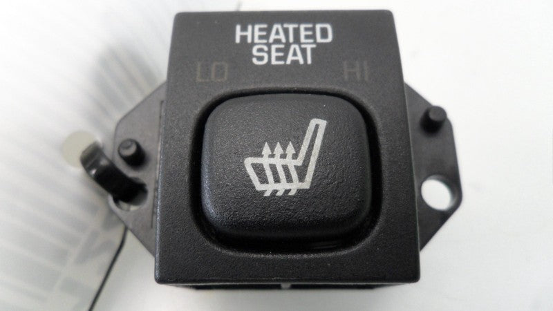 25623723 1997-2005 Buick Park Avenue Passenger Front Seat Heater Switch OEM 25623723 
