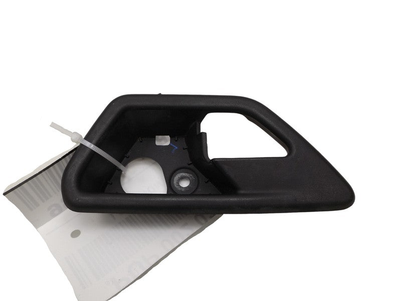 1GC78DK7AA 2009-2010 Dodge Journey Driver FL Interior Door Handle Bezel Used OEM 100000257