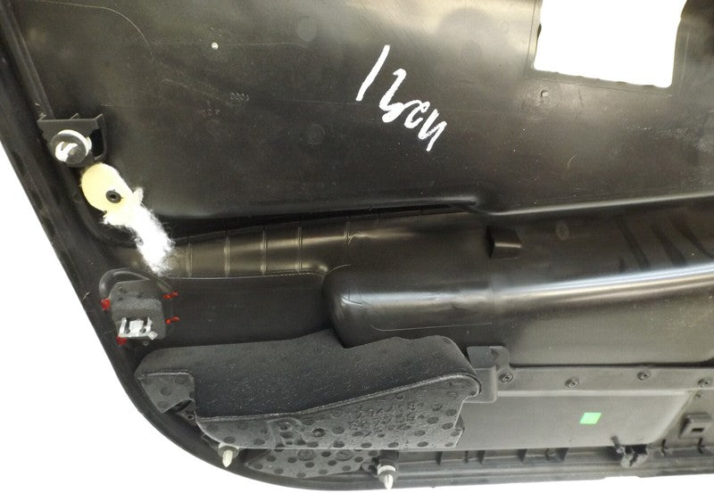 89026711 2006-2011 Chevrolet Impala Passenger Front Right Door Panel Used OEM 15886231